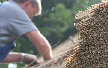 professional Burntwood Green thatchers